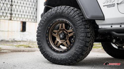 jorge-jeep-jl_32847264027_o