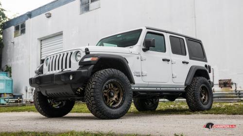 jorge-jeep-jl_40824431993_o