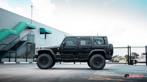 joses-jeep-wrangler_48576922937_o
