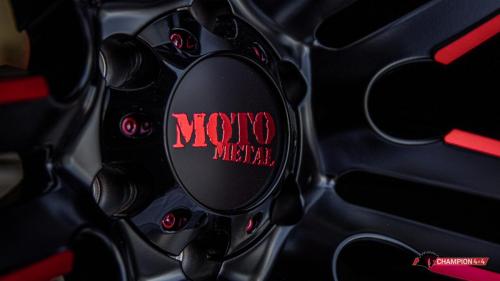 moto-metal-razor_49415970956_o