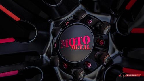 moto-metal-razor_49416178552_o