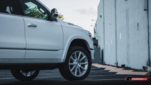 ram-1500-status-alloy-wheels_49347131593_o