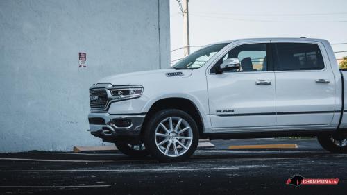 ram-1500-status-alloy-wheels_49347594831_o